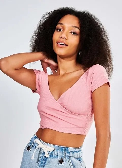 blusa cropped transpassada rose blusa cropped transpassada rose