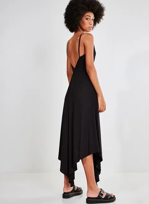 vestido básico com pontas vestido básico com pontas