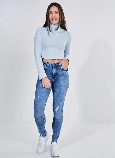 calça skinny cintura média em jeans calça skinny cintura média em jeans