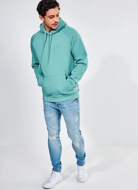 calça jeans super skinny com puídos leves calça jeans super skinny com puídos leves