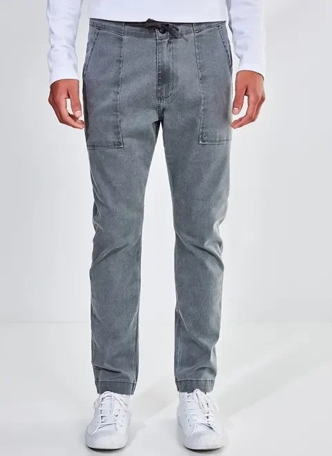 calça skinny em sarja calça skinny em sarja