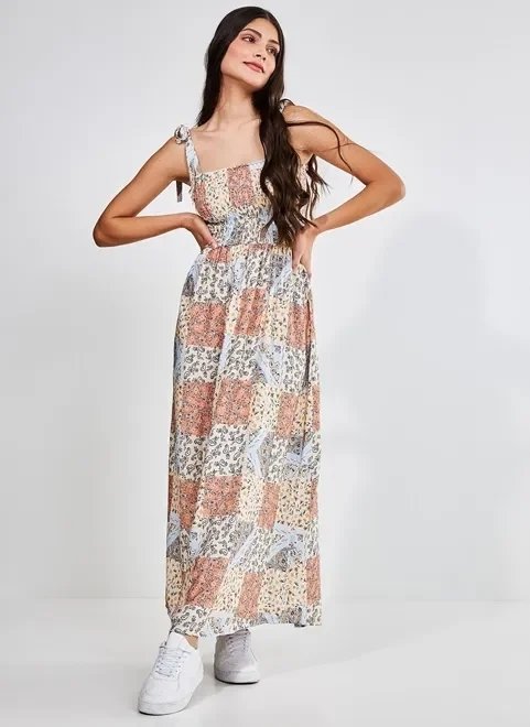 vestido estampado patchwork floral com lastex vestido estampado patchwork floral com lastex