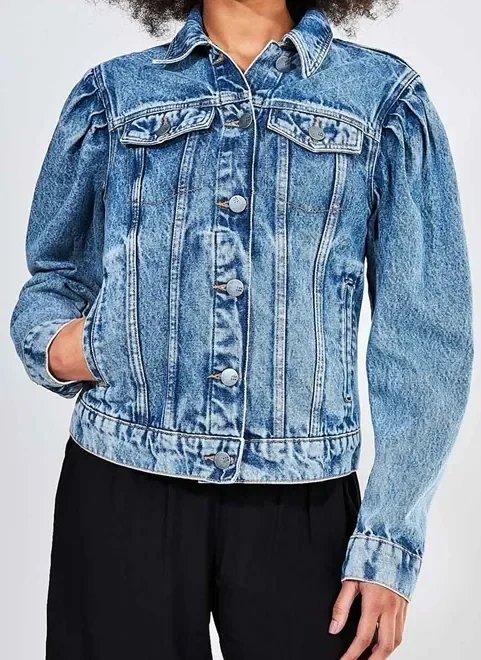 jaqueta jeans com manga leve bufante jaqueta jeans com manga leve bufante