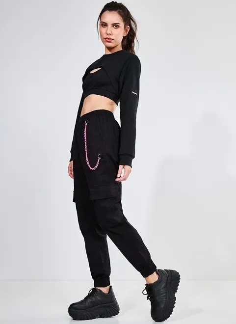 calça jogger sarja com corrente rosa calça jogger sarja com corrente rosa