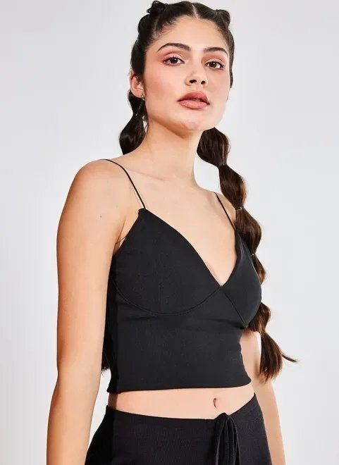 regata cropped em malha texturizada regata cropped em malha texturizada