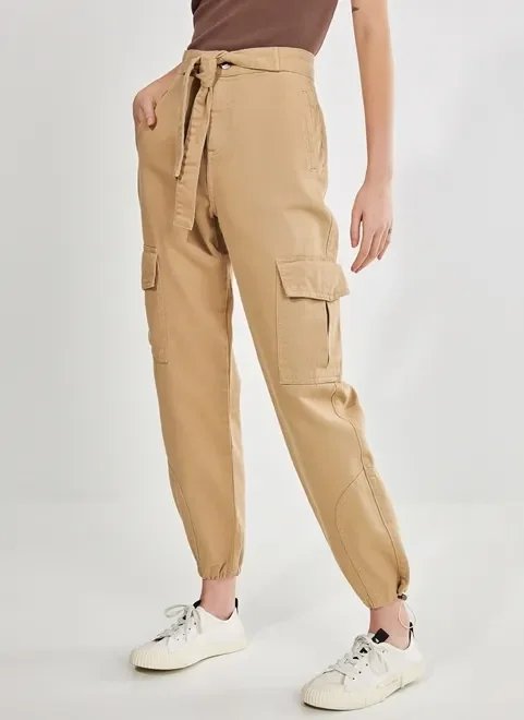 calça jogger em sarja com amarração pronta calça jogger em sarja com amarração pronta