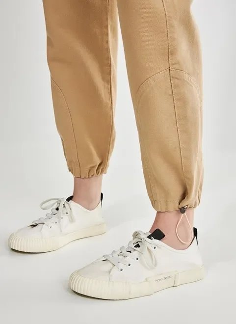 calça jogger em sarja com amarração pronta calça jogger em sarja com amarração pronta