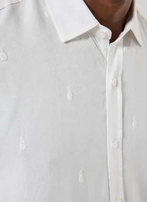 camisa off-white com bordado camisa off-white com bordado