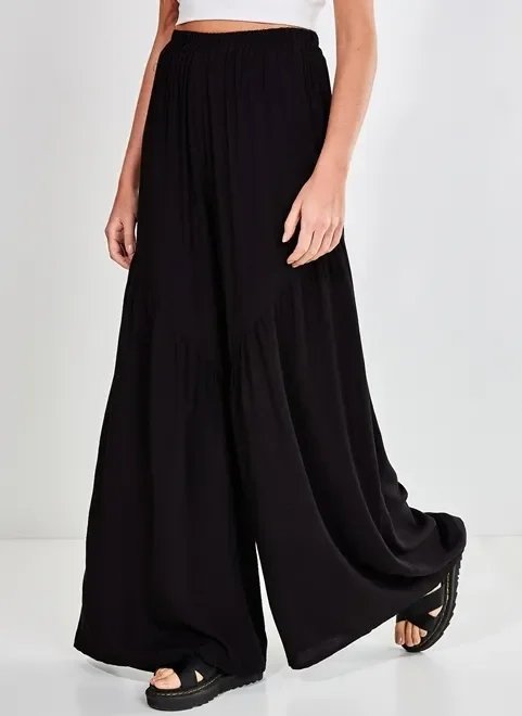 calça pantalona preta com babado calça pantalona preta com babado