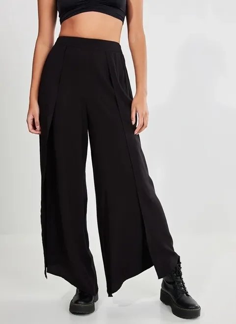 calça pantalona preta com fenda calça pantalona preta com fenda