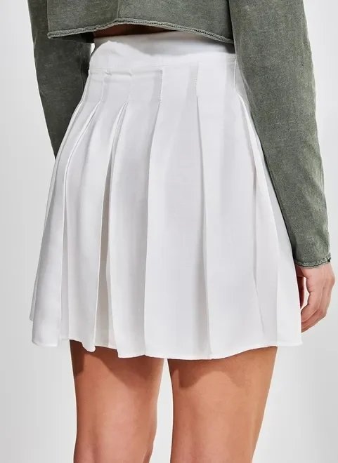 saia curta com pregas saia curta com pregas