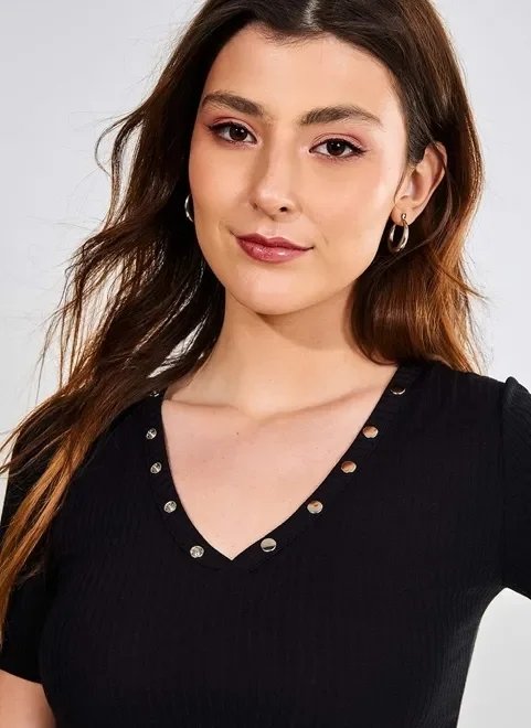 blusa preta gola v botões blusa preta gola v botões