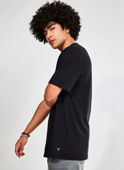 camiseta básica oversized camiseta básica oversized