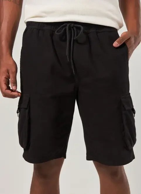 bermuda cargo em sarja preta bermuda cargo em sarja preta