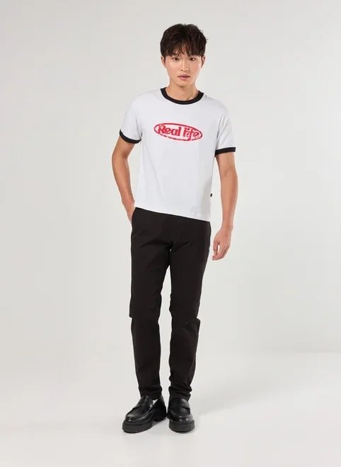 calça chino slim em sarja preta calça chino slim em sarja preta