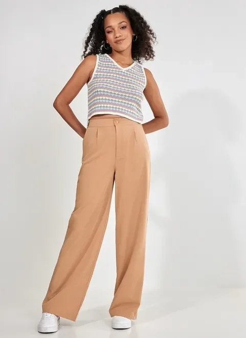 colete cropped de tricô colorido colete cropped de tricô colorido