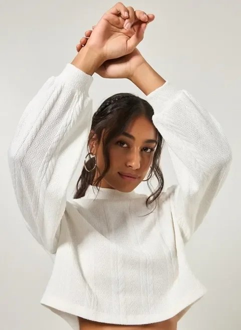 blusa cropped manga longa texturizada blusa cropped manga longa texturizada