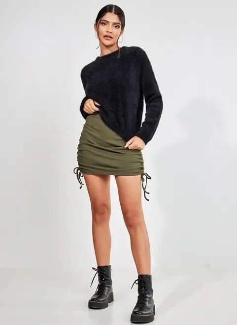 blusão preto de pelinhos blusão preto de pelinhos