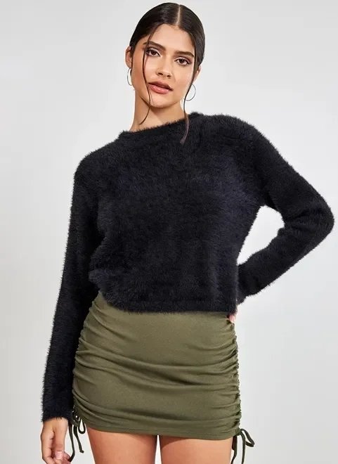 blusão preto de pelinhos blusão preto de pelinhos