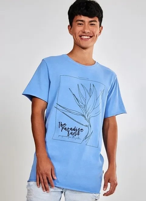camiseta azul com estampa de flor camiseta azul com estampa de flor