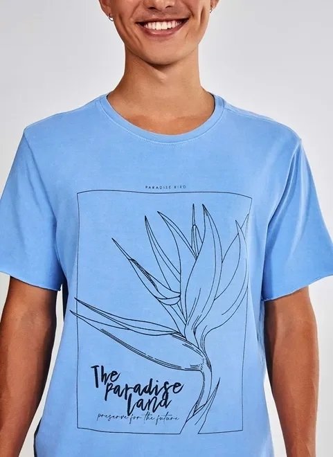 camiseta azul com estampa de flor camiseta azul com estampa de flor