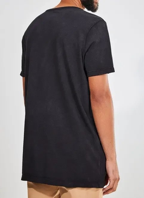 camiseta alongada estonada escrito camiseta alongada estonada escrito