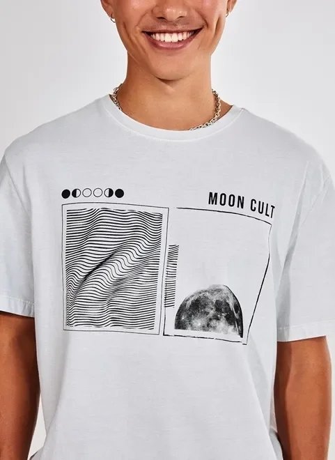 camiseta manga curta lua e linhas camiseta manga curta lua e linhas