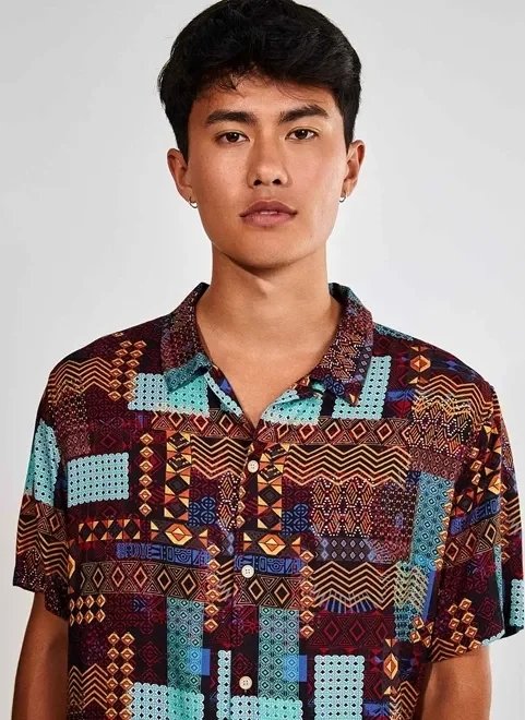 camisa estampada étnica colorida camisa estampada étnica colorida