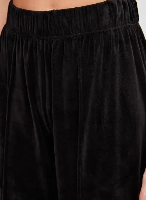 calça wild leg em plush calça wild leg em plush