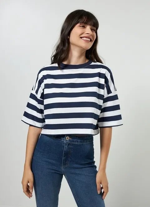 camiseta cropped listrada branca e azul camiseta cropped listrada branca e azul