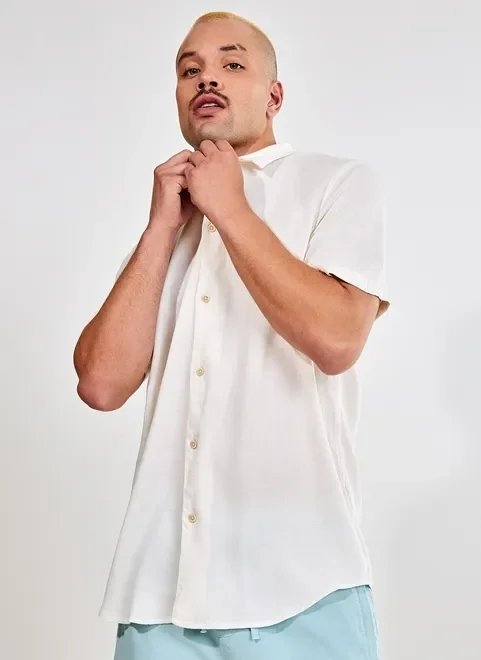 camisa manga curta off-white camisa manga curta off-white