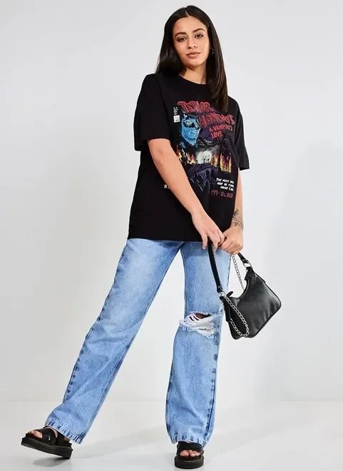 camiseta oversized preta gato do terror camiseta oversized preta gato do terror