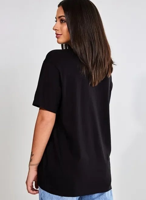 camiseta oversized preta gato do terror camiseta oversized preta gato do terror