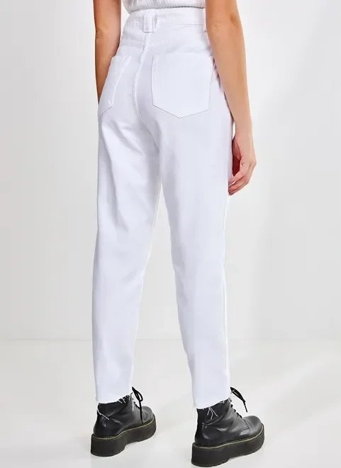 calça de sarja branca com rasgos calça de sarja branca com rasgos