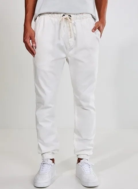calça jogger masculina de sarja off-white calça jogger masculina de sarja off-white