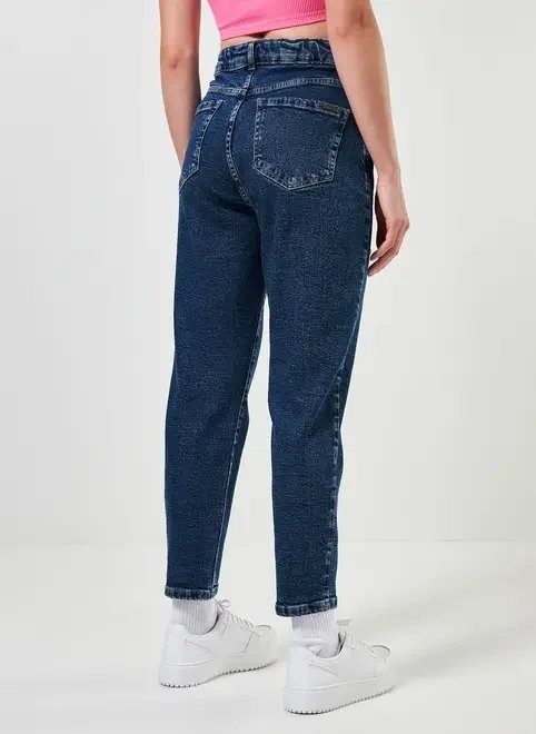 calça mom jeans escura calça mom jeans escura