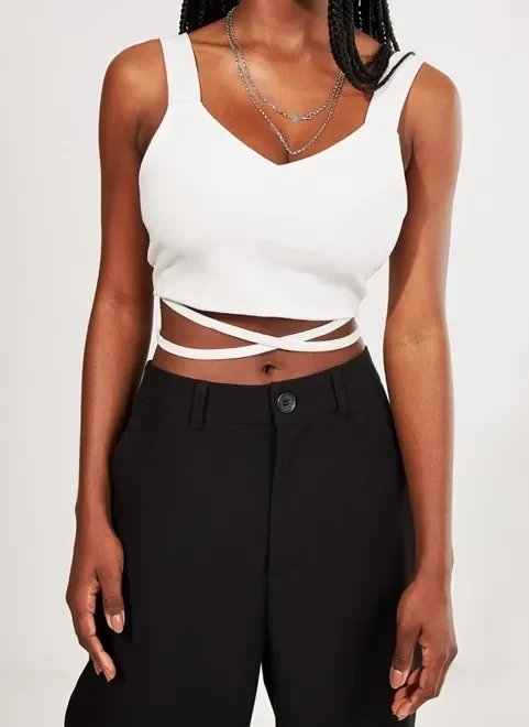 cropped com amarração na cintura cropped com amarração na cintura