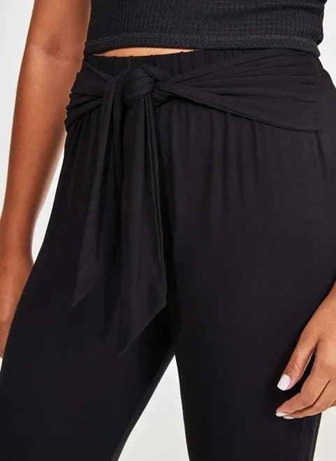 calça malha preta com amarração calça malha preta com amarração