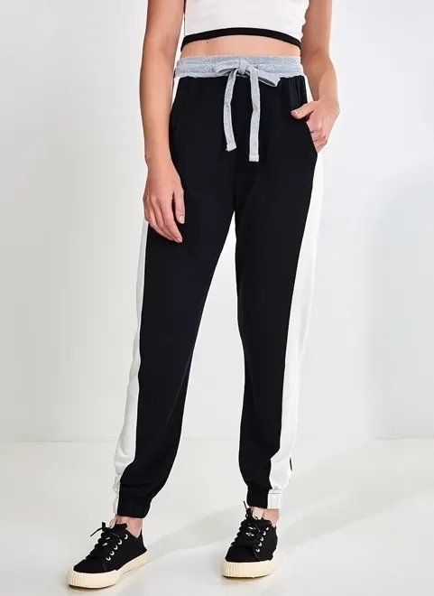 calça jogger de moletom preta e branca calça jogger de moletom preta e branca