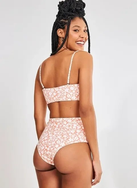 biquíni faixa estampado com hot pants biquíni faixa estampado com hot pants
