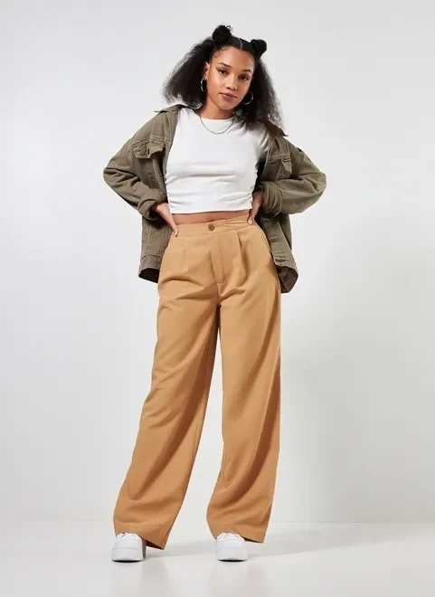 calça de alfaiataria wide leg calça de alfaiataria wide leg