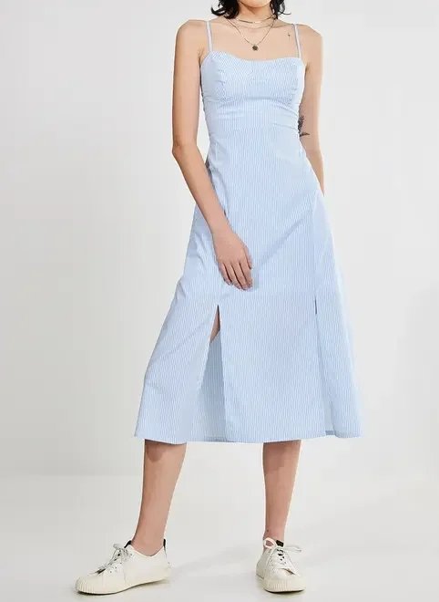 vestido midi azul claro listrado vestido midi azul claro listrado