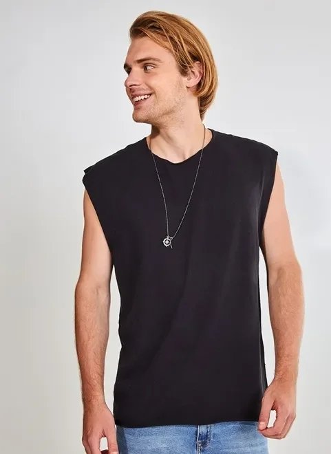 regata preta alongada regata preta alongada