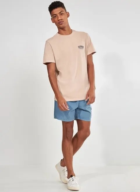 camiseta bege estonada com bordado camiseta bege estonada com bordado