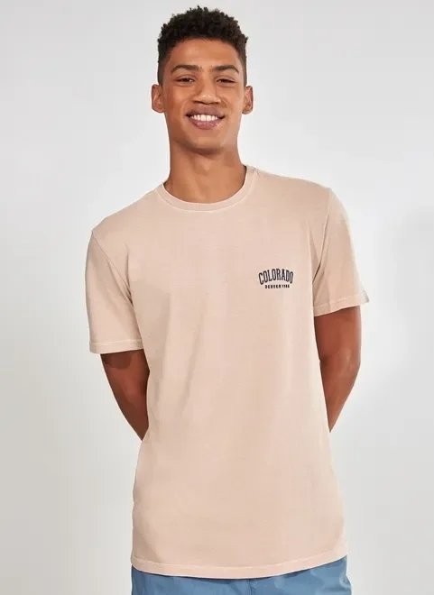 camiseta bege estonada com bordado camiseta bege estonada com bordado