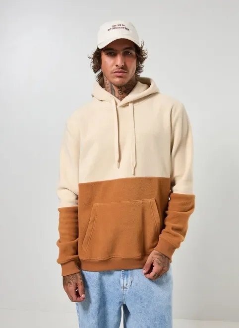 moletom fleece off-white e caramelo moletom fleece off-white e caramelo