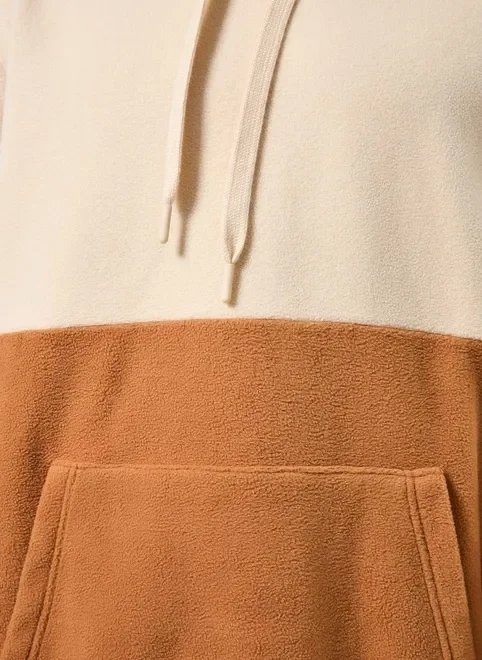 moletom fleece off-white e caramelo moletom fleece off-white e caramelo