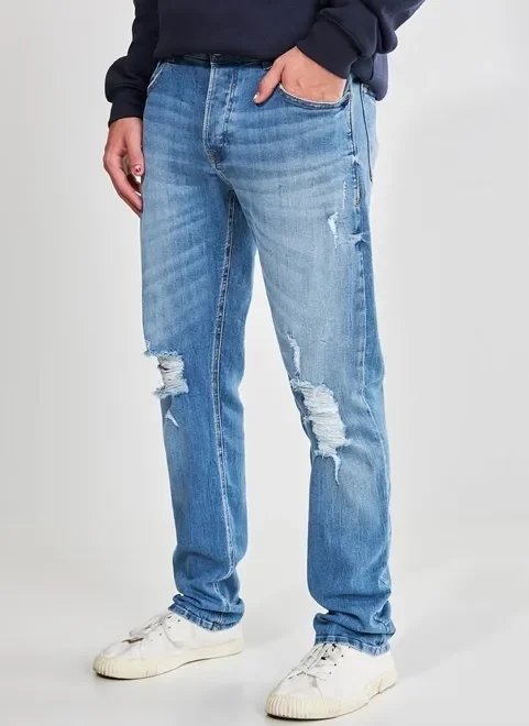 calça slim em jeans desfiado calça slim em jeans desfiado