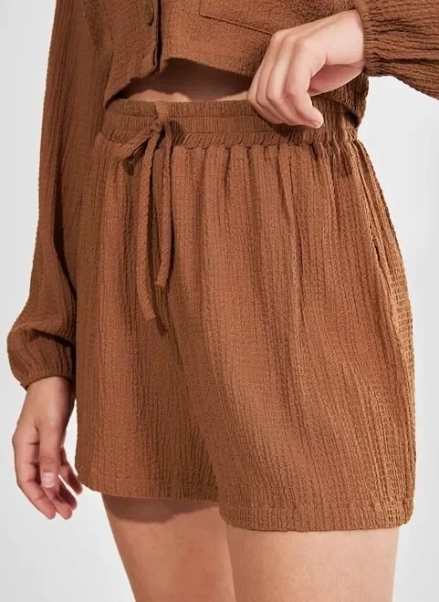 short crinkle marrom short crinkle marrom