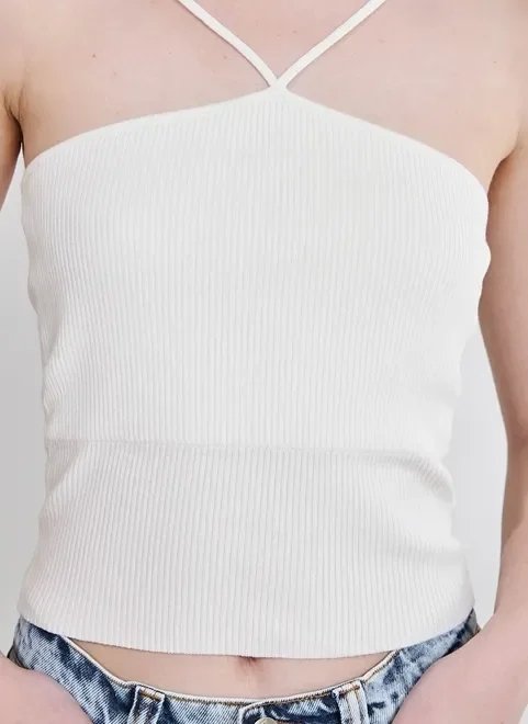 blusa com alcinhas frente única blusa com alcinhas frente única